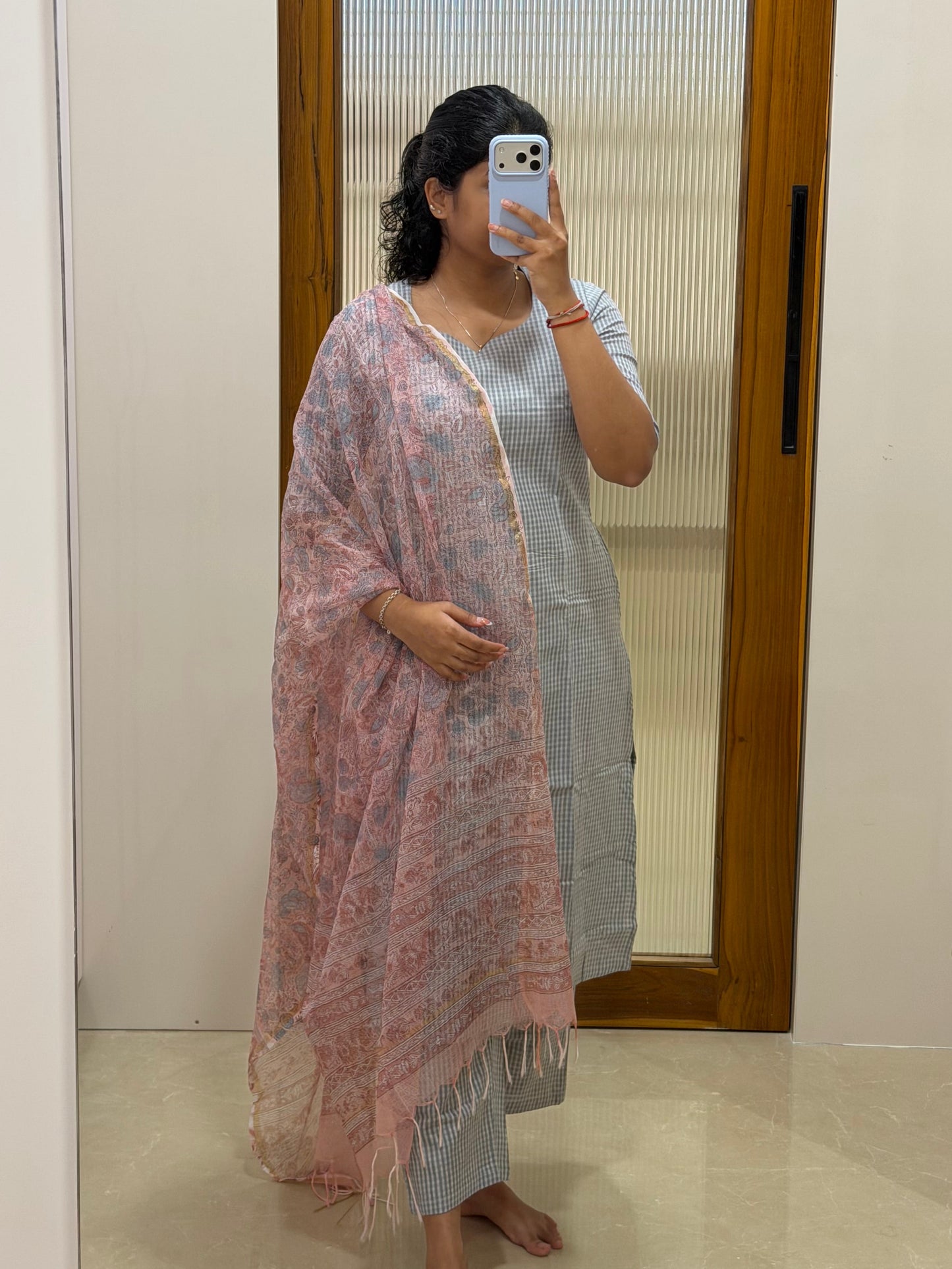 Grey self check handloom cotton with light pink Kota dupatta
