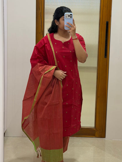 Red with green butta handloom cotton 3 piece set