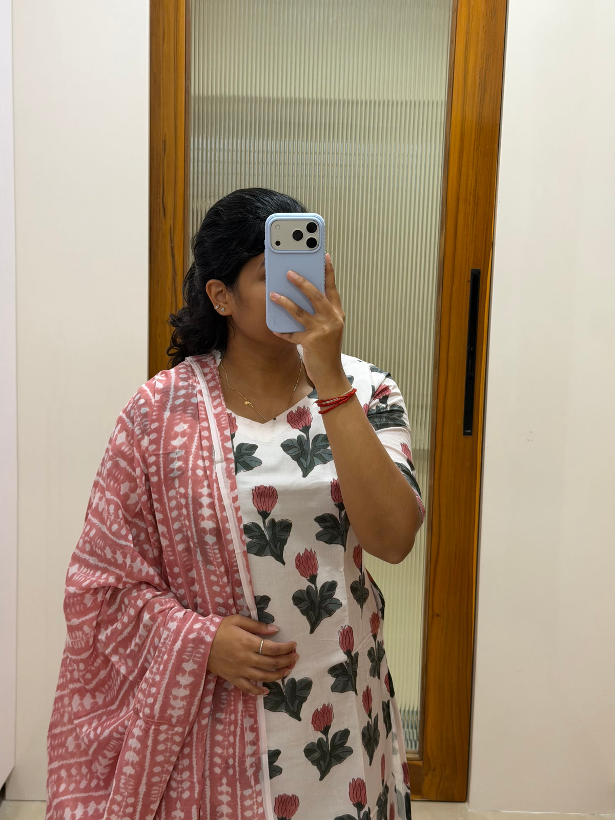 White floral Jaipur cotton 3 piece set