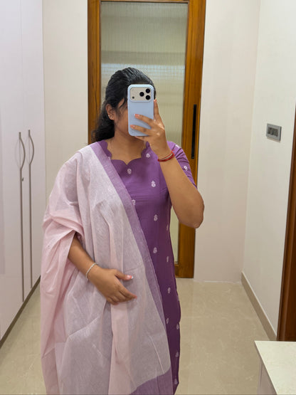 Purple and light pink handloom 3 piece set