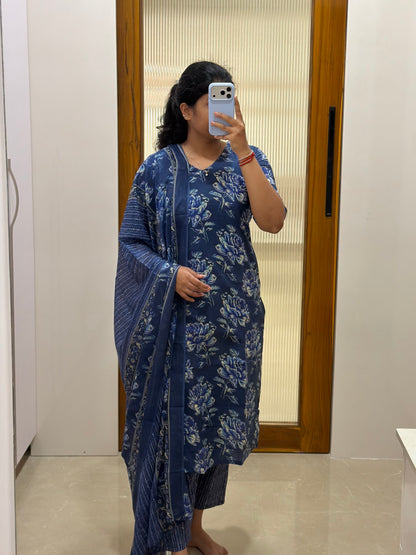 Blue floral Jaipur cotton 3 piece set