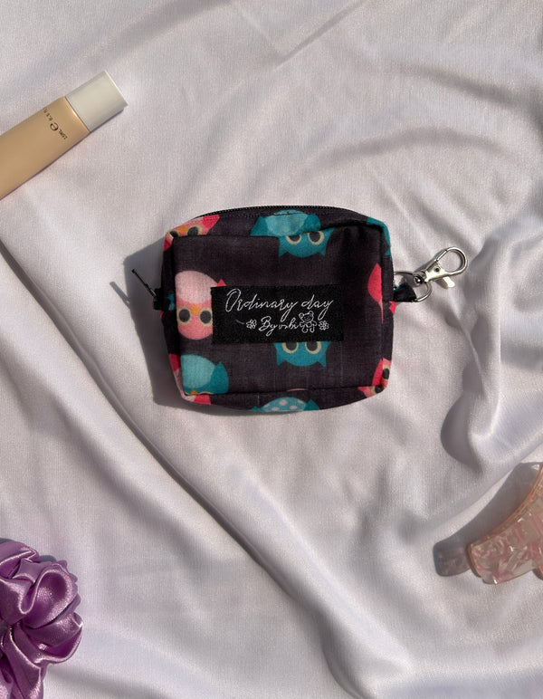Black owl- coin purse