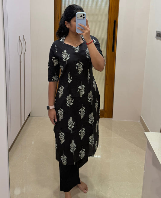 Black jasmine coord set