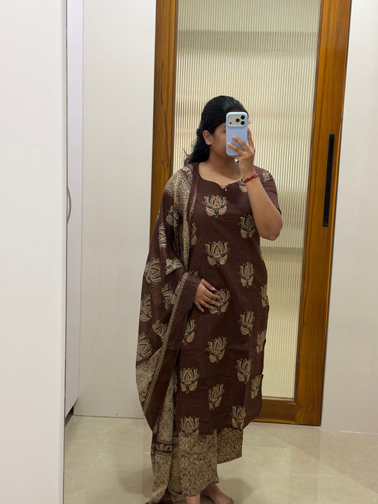 Brown lotus Jaipur cotton 3 piece set